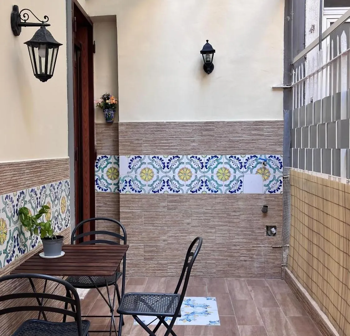 Framandre'S House Apartment Naples 0*,  Italy